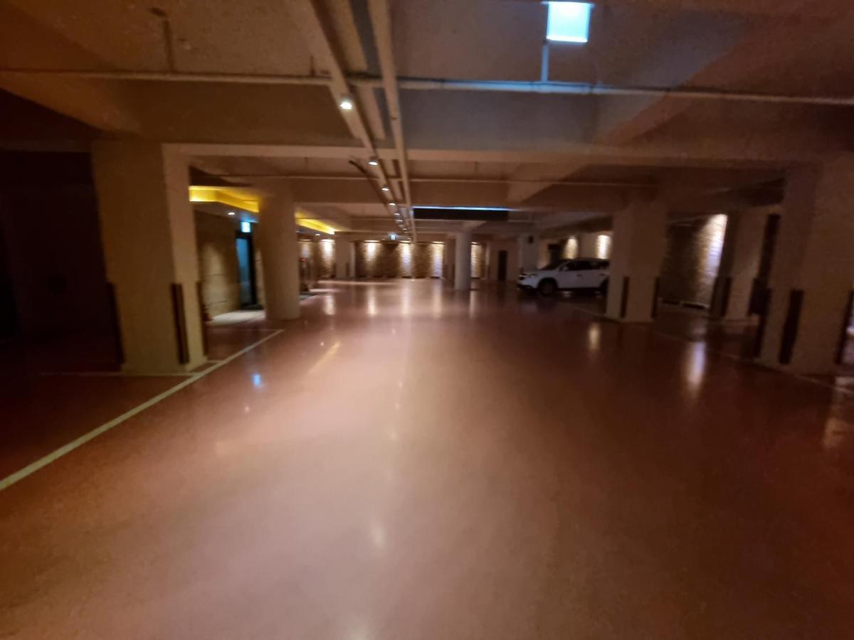Pinegrove Hotel Gimhae Экстерьер фото